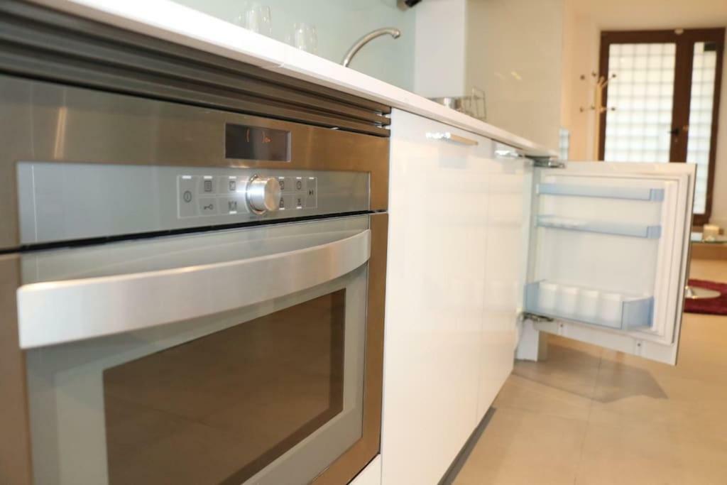 Royal Palace Studio Apartment Madrid Ngoại thất bức ảnh